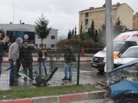 19 MAYISTA FECİ KAZA 2 YARALI