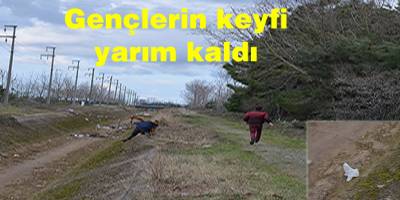 Gençler polisi görünce ayıldı