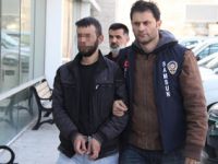 ATAKUM'DA KUAFÖRÜ KURŞUNLAYAN GENÇ YAKALANDI