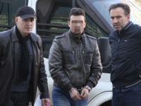 Eşini Balkondan Atıığı iddası ile yakalandı