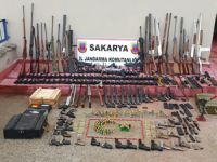 Evlerinden cephanelik çıktı