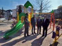 BAŞKANLARDAN BAFRA’YA ÇOCUK PARKLARI