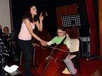 Opera ve bale,müzik enstrümanlarını öğrencilere tanıttı