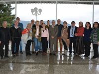 Mavi Yaşam Derneği,Yaşlı Köyü kuracak