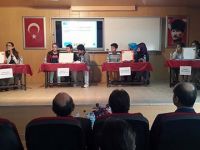 Yakakent'te ortaokullar arası bilgi yarışması yapıldı