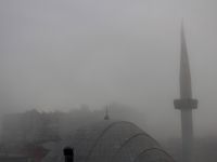 Samsun’da etkili olan yoğun sis, hayatı olumsuz etkiledi.