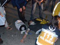 Otomobil ile motosiklet çarpıştı