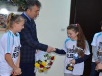 Başkan Topaloğlu’ndan Genç Sporculara En Büyük Hediye