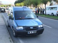 İLKADIM’DA DOLMUŞUN ÇARPTIĞI YAYA YARALANDI