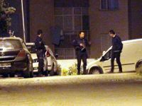 Emniyetin arkasında şüpheli araç