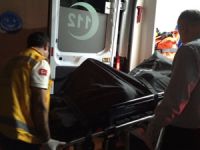 Sokak lambasını onarırken akıma kapıldı