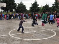 ÇOCUKLAR ÇOCUKLUĞUNU YAŞADI