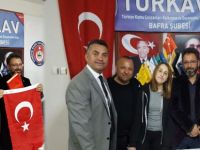 TÜRKAV BAFRA ŞUBESİ YAZAR SİNAN YAĞMUR’U MİSAFİR ETTİ.