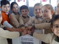 BİR SİMİT DE BEN ALABİLİR MİYİM?