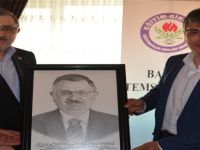 Gündoğdu, "İki Başlılıktan Kurtulmak Lazım"