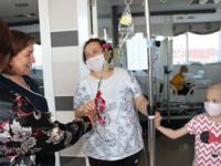 Lösam hemşireleri unutmadı