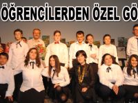 Özel öğrencilerden mükemmel tiyatro gösterisi