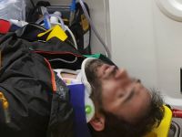 Motosiklet çukura yuvarlandı