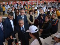 Atatürk Ortaokulu`nda bilim fuarı ve resim sergisi