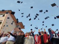 Fen Lisesi 3. dönem öğrencilerini mezun etti