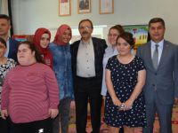 Özel öğrencilerden sergi