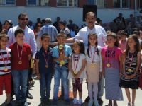 Bafra’da Öğrenciler karnelerini aldı