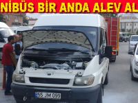 Bafra`da minibüs bir anda alev aldı