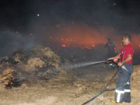45 ton saman kül oldu