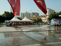 İlkadım Meydanı her gün demokrasi nöbetine hazırlıyorlar
