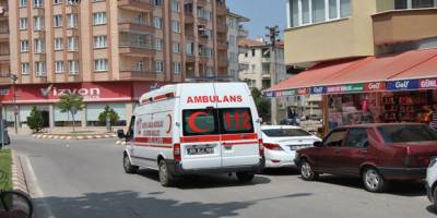 Sönmezler Fırını Önünde Kaza