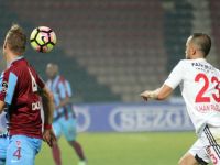 Trabzonspor son dakikada yıkıldı