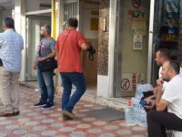 Bafra'da büfeden 300 lira çaldılar