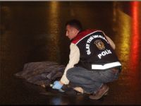 Ölüm karşıdan karşıya geçerken yakaladı