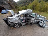 Feci kaza otomobil sürücüsü hayatını kaybetti