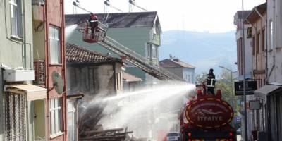 Havza'da yangın korku yaşattı