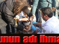 Bafra'da suni çim saha tehlike saçıyor