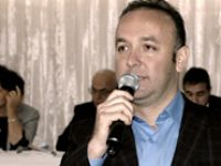 Akçagöz'den Büyükşehir Belediye Başkanına tepki