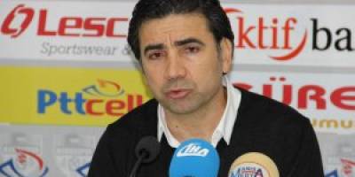 Manisaspor ve Samsunspor Teknik Direktörlerinden Maç Sonrası Değerlendirme