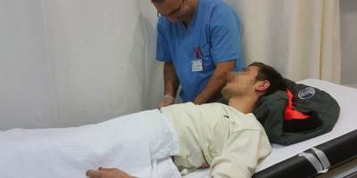 Sigara vermeyince 5 yerinden bıçaklandı