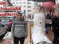 BAFRALI GENÇ,ÇOCUK VE ESNAFLARIN KARDAN ADAM KEYFİ