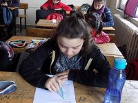 BAFRA NAZMİYE DEMİREL ORTAOKULU'NDAN ÖDÜLLÜ KİTAP OKUMA YARIŞMASI