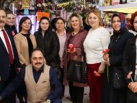 BAŞKAN ŞAHİN: KADINLAR SINIRSIZ FEDAKÂRLIK SEVGİ VE SABIRIN