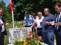 Başkan Özbalcı Şehit Kabirlerini Ziyaret Etti