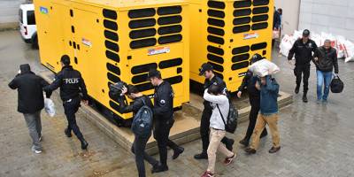 Fetö Soruşturması 17 Kişi Adliyede