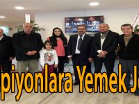 Şampiyonlara Yemek Jesti