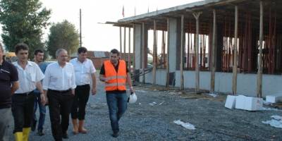 HALUK KOÇ FAKÜLTE İNŞAATINI İNCELEDİ.