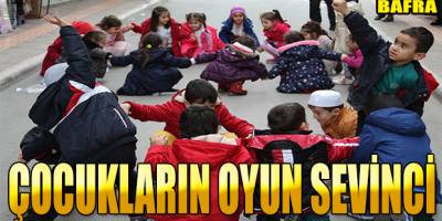 Bafra'da Minikler Selam Oyunu İle Eğlenceli Dakikalar Geçirdi