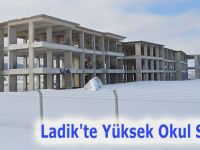 Ladik'te Yüksek Okul Sevinci