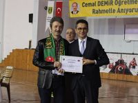 MİLLİ EĞİTİM BAKANI İSMET YILMAZ' DAN ADNAN USLU' YA HİZMET TEŞEKKÜR BELGESİ