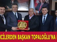 Eğitimcilerden Başkan Topaloğlu'na Plaket